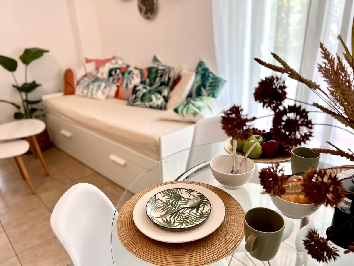 Downtown Apartments Rhodes City Ngoại thất bức ảnh